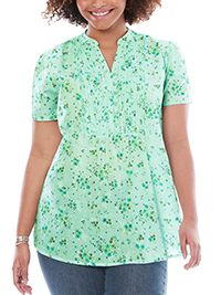 GREEN Mini Blossom Pintuck Half-Button Tunic - Plus Size 24/26 (US 1X)