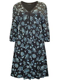 BLACK Floral Print Smock Stretch Dress - Plus Size 18 to 22/24