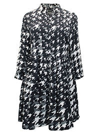 BLACK Houndstooth Smock Shirt Dress - Plus Size 16 to 26