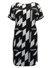 BLACK Abstract Print Button Shoulder Dress - Plus Size 14 to 28