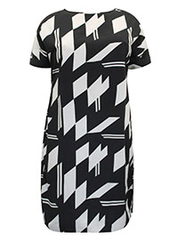 BLACK Abstract Print Shift Dress - Plus Size 14 to 18