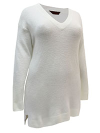 IVORY Plush V-Neck Knitted Longline Jumper  - Plus Size 16 to 26/28