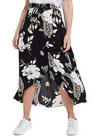 BLACK Floral Print Crinkle Wrap Skirt - Plus Size 16 to 20
