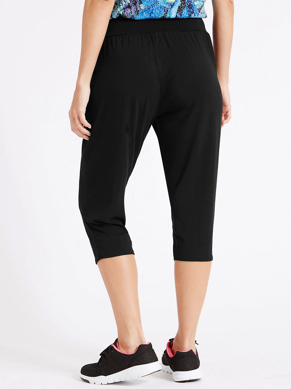 Marks and Spencer M&5 BLACK Cropped Yoga Bottoms Size 6 to 22