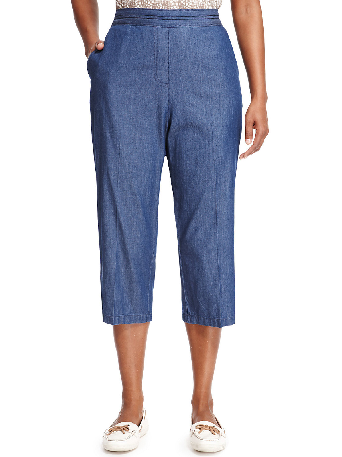 Marks and Spencer - - M&5 INDIGO Pull On Cropped Denim Trousers - Size ...