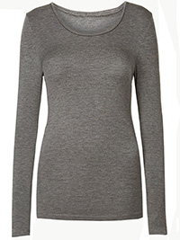 M&5 CHARCOAL Long Sleeve Heatgen Plus Thermal Top - Size 10 to 18 M&5 CHARCOAL Long Sleeve Heatgen Plus Thermal Top - Size 10 to 18