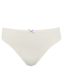 M&5 IVORY Cotton Rich High Leg Knickers - Plus Size 18 to 20 M&5 IVORY Cotton Rich High Leg Knickers - Plus Size 18 to 20