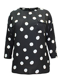 BLACK Spot Print 3/4 Sleeve Zip Back Blouse With Utility Pocket - Plus Size 16 to 32