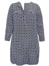 Tommy&Kate TALL BLACK Geo Print 3/4 Sleeve Tunic - Plus Size 16 to 22 Tommy&Kate TALL BLACK Geo Print 3/4 Sleeve Tunic - Plus Size 16 to 22