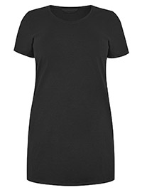 Curve BLACK Longline T-Shirt - Plus Size 14 to 38/40