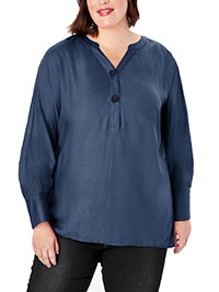 NAVY Flowing Henley Deep Cuff Dipped Hem Top - Plus Size 14 to 16 (US 12W to 14W)