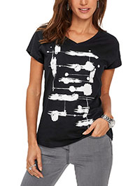 BPC BLACK/WHITE Pure Cotton Abstract Print T-Shirt - Size 10/12 to 30/32 (US S to 3XL)