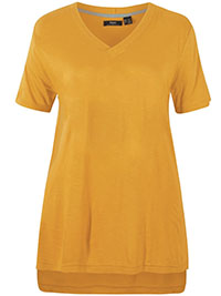 MUSTARD Dipped Hem Jersey T-Shirt - Size 10/12 to 30/32 (S to 3XL)