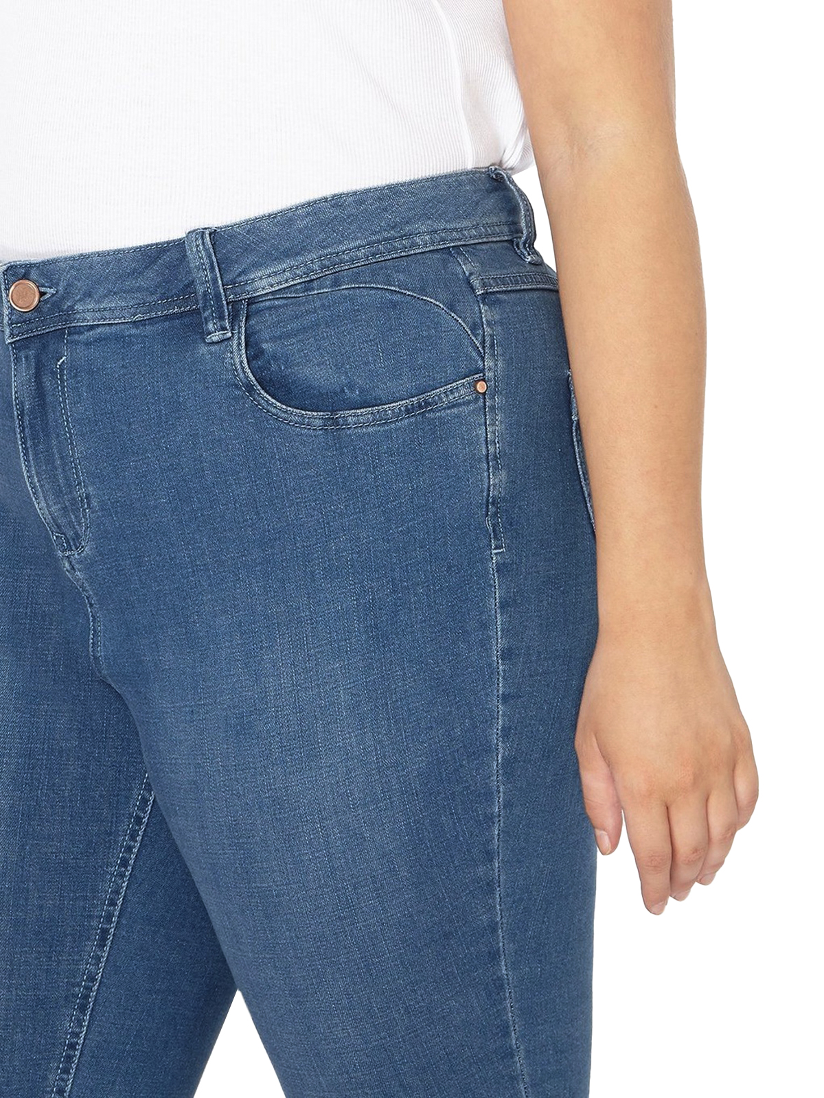 3VANS DENIM Mid-Wash Pear Fit Straight Leg Jeans - Plus Size 16 to 30