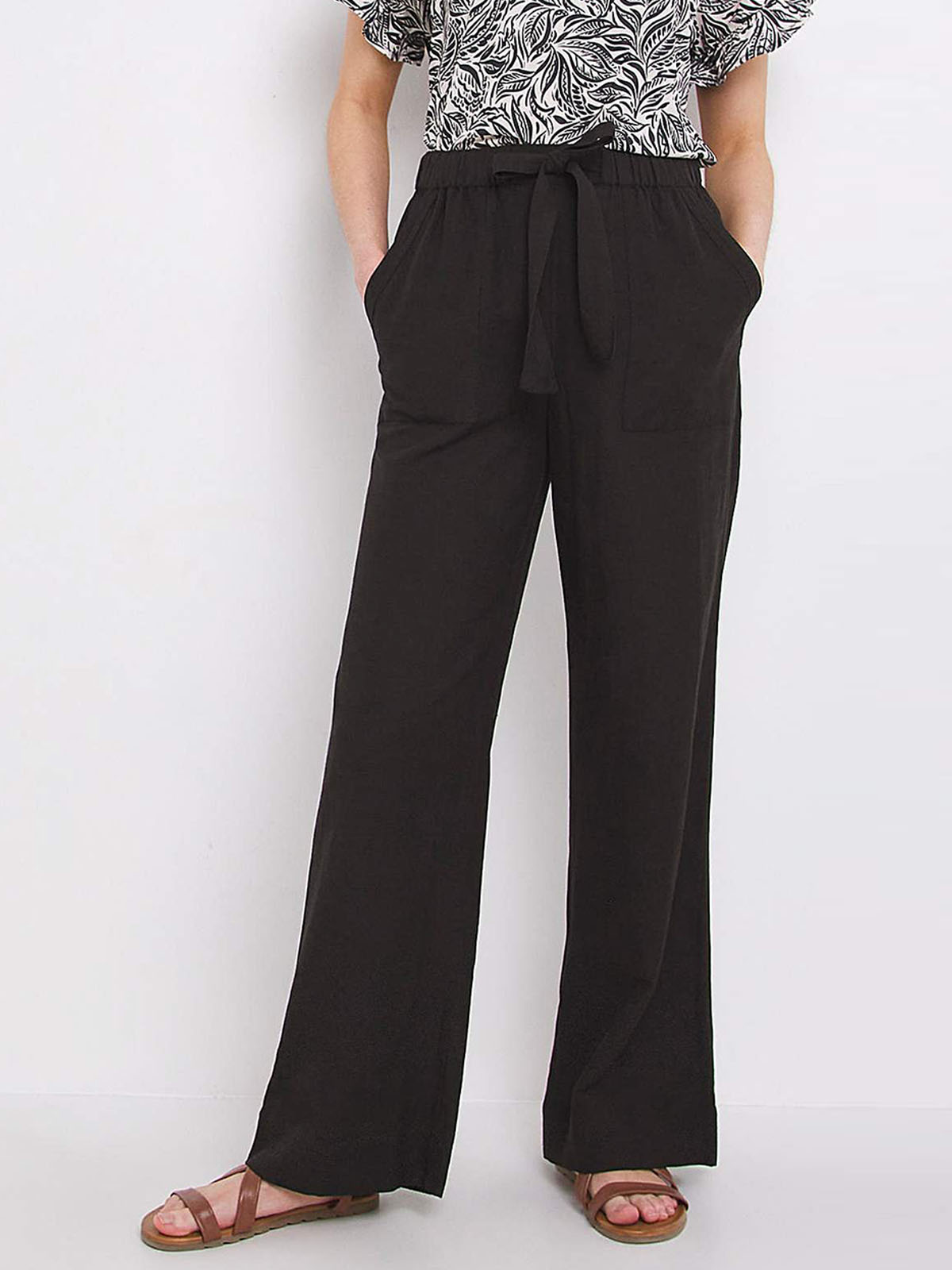 Go Colors Women Solid Linen Mid Rise Pencil Pants  Black Buy Go Colors  Women Solid Linen Mid Rise Pencil Pants  Black Online at Best Price in  India  Nykaa